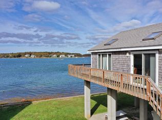 9 Massasoit St, Pocasset, MA 02559