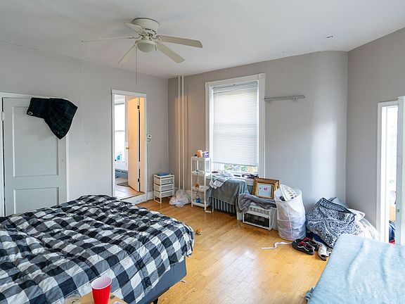5th image of 1601 Jackson St #0