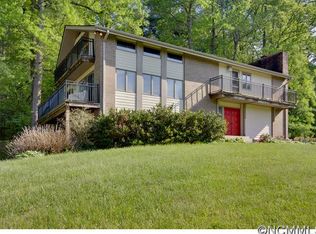 1720 Talley Rd, Hendersonville, NC 28739