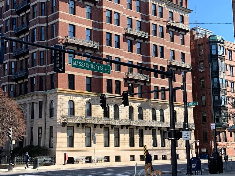 504 Beacon St #35 — Photo 33