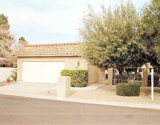 1st image of 210 W CANTERBURY Drive #VALUE