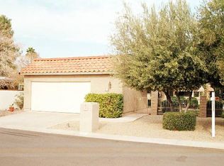 210 W Canterbury Dr, Phoenix, AZ 85023