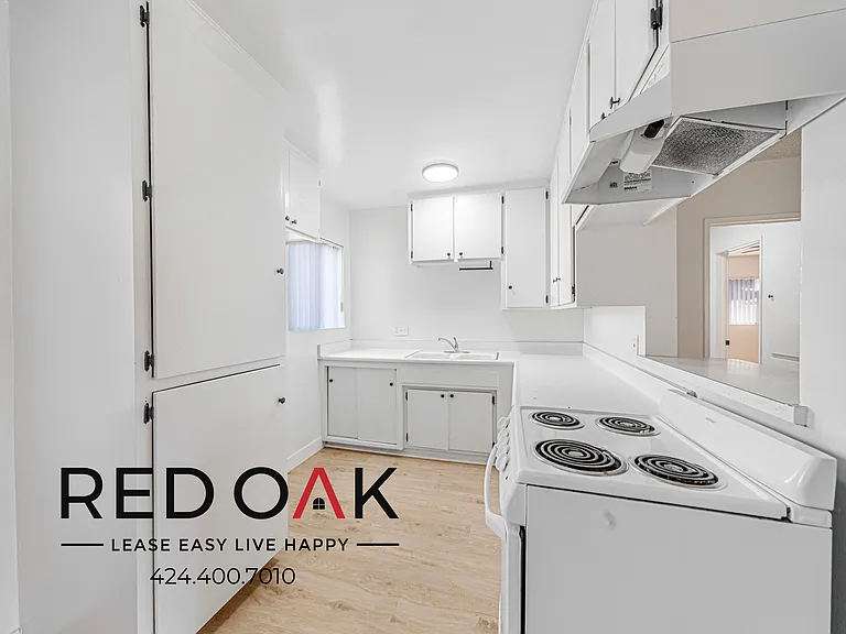 915 Mount Olive Dr #1 — Photo 10