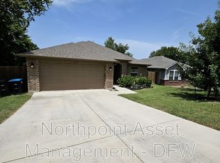 5420 Libbey Ave, Fort Worth, TX 76107