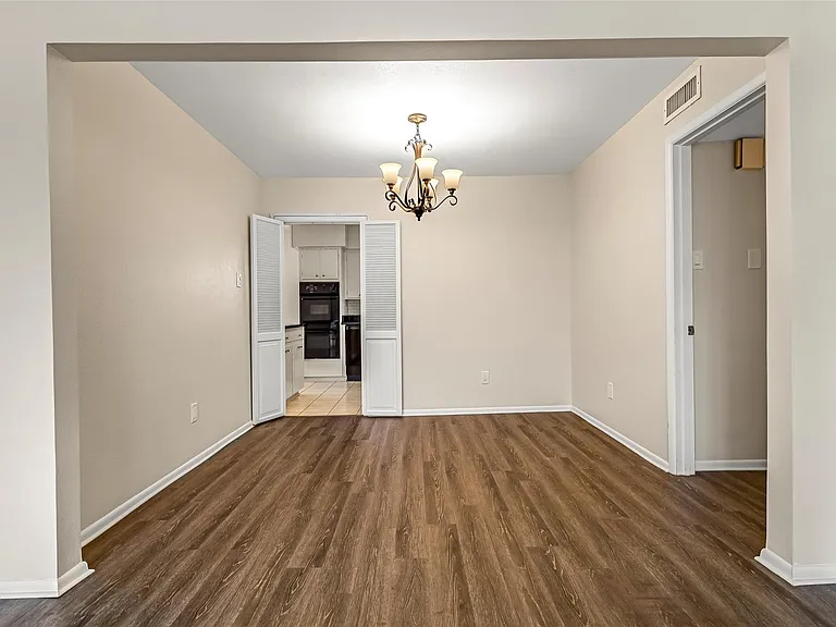 5835 E University Blvd #D — Photo 7