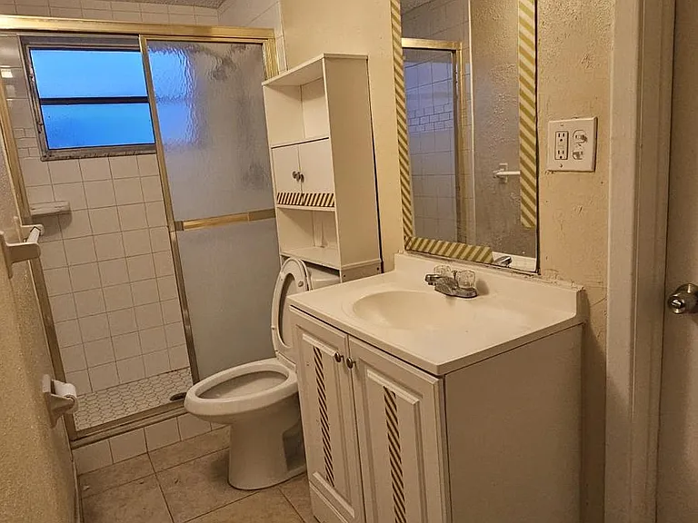 9116 Hunt Club Ln — Photo 10