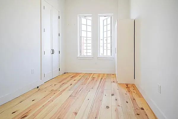 Rented by Nooklyn NYC LLC | media 81