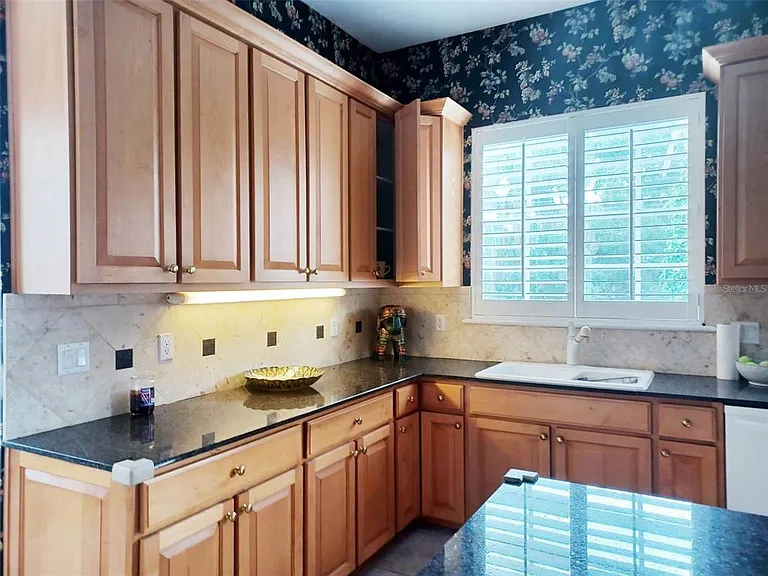 Sandpiper Ln S — Photo 9