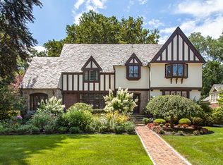 16 Chesterfield Rd, Scarsdale, NY 10583