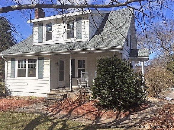 2nd image of 352 Old Route 209