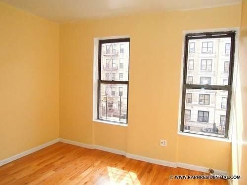 4th image of 513 W 135th St