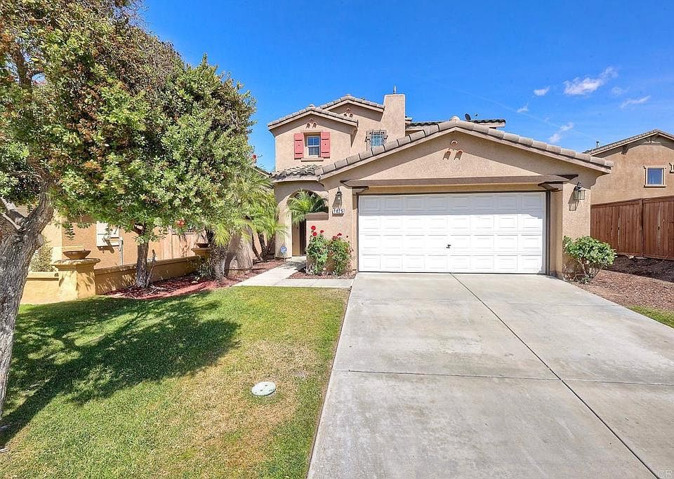 1st image of 1425 Long View Dr