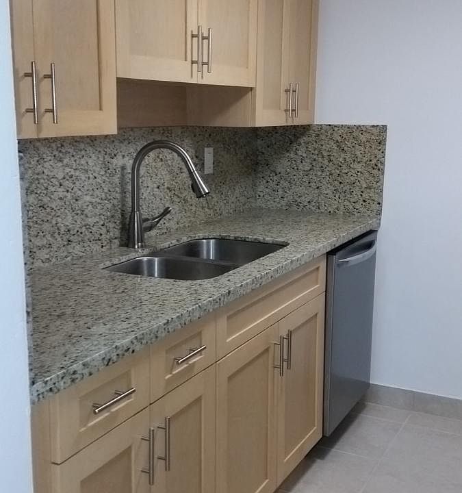 New Kitchen Cabinets