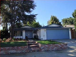 1st image of 218 Canmore Ct