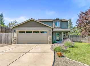 70 Cindy Way, Shady Cove, OR