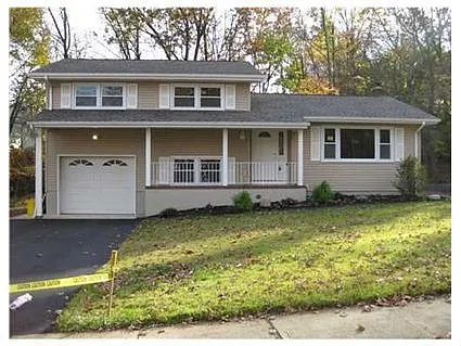 62 Burton Ave photo 1