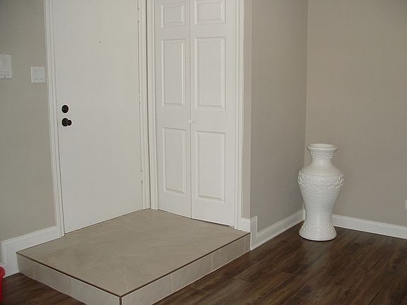 4th image of 14015 James Dr APT 520