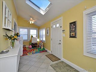 5th image of 207 Grand Blvd