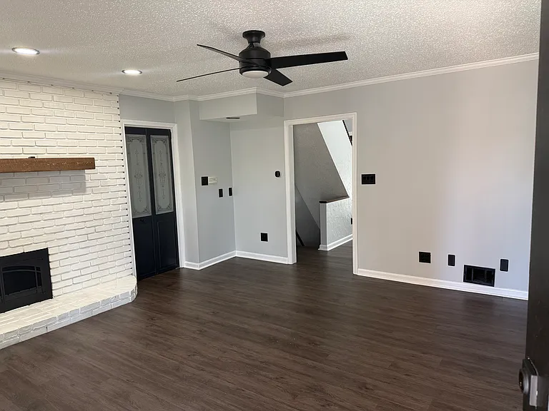 119 Cloverhill Rd — Photo 3