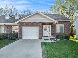 1204 Eastoak Dr, Fenton, MI 48430