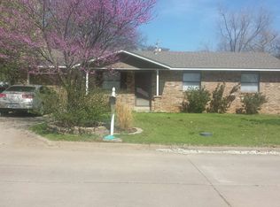 601 Willard Stone Cir, Locust Grove, OK 74352