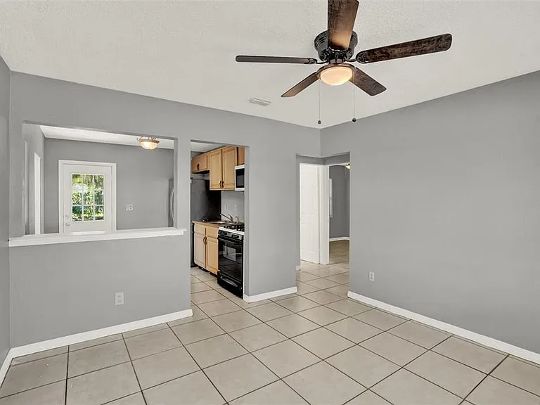 1220 Morin St #B — Photo 7