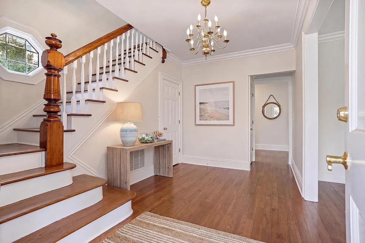 Welcome Home to an Elegant, Light_Filled and Spacious Home - 32 Highview Ave
