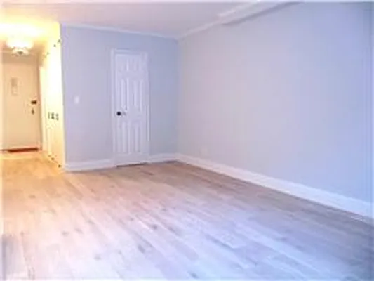 Rented by Douglas Elliman | media 44