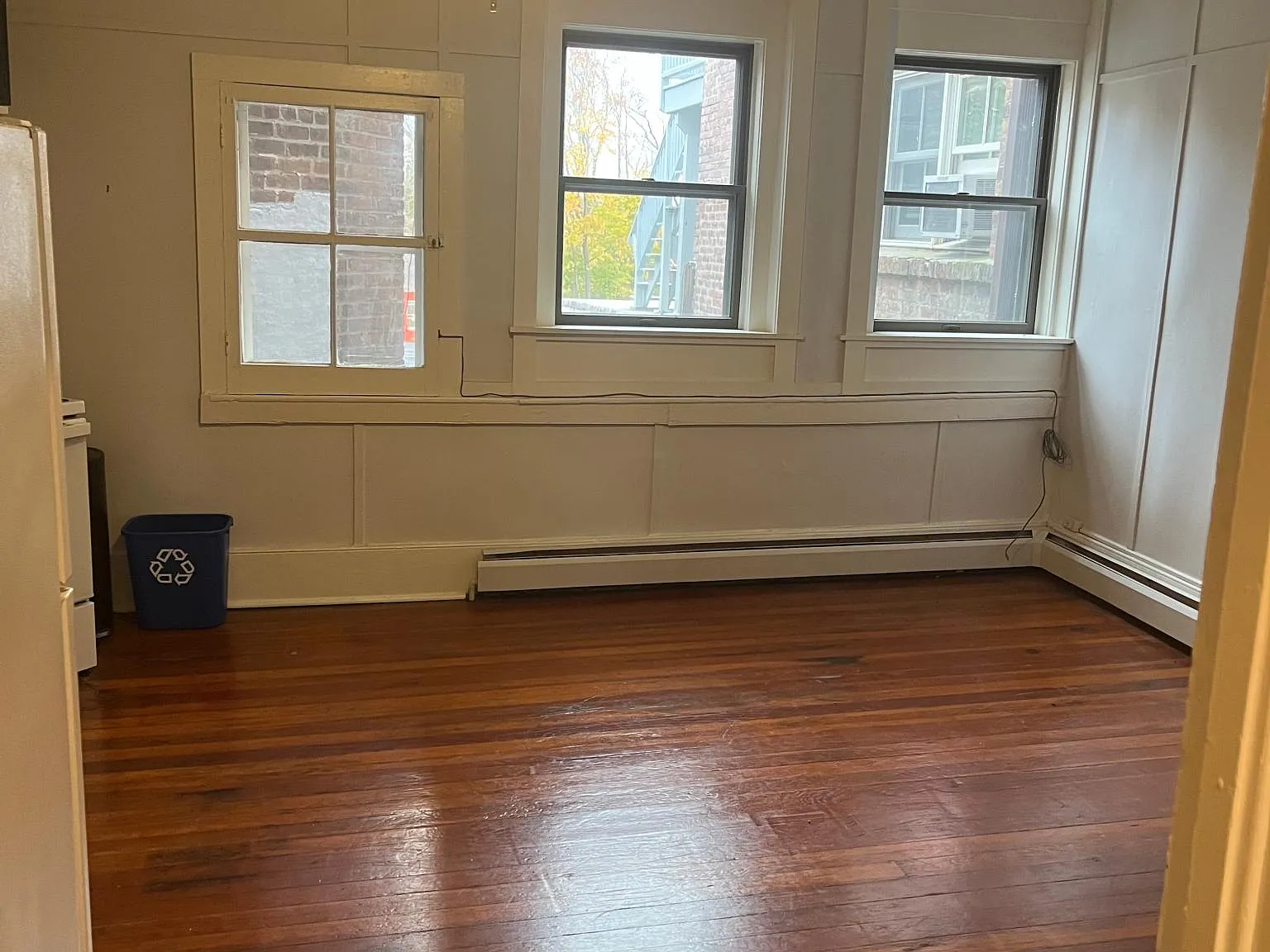 2 bed, 1000 sqft, $1,950 — Photo 2