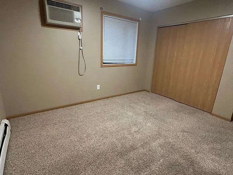 730 Michael St — Photo 13