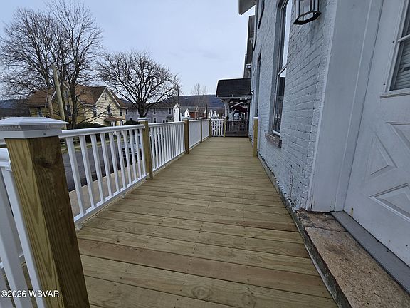 5th image of 123 S Jones St