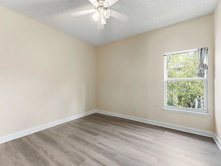 603 Masthead Ct — Photo 21