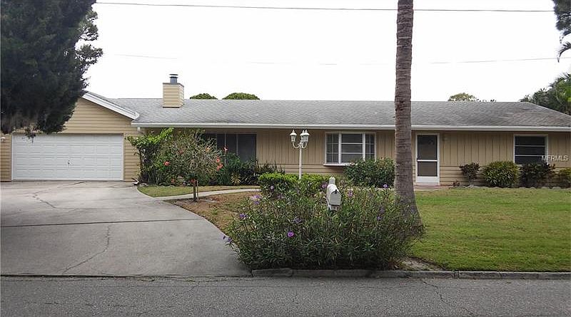 1st image of 5911 Larchwood Ave
