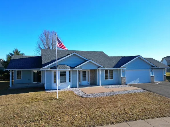 24255 Fillmore Cir NE, East Bethel, MN 55005