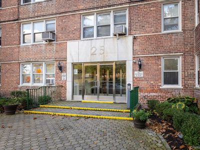 25 Knolls Crescent #1F, Bronx, NY, 10463