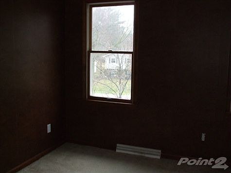 4th image of 4176 Quaker Hill Dr