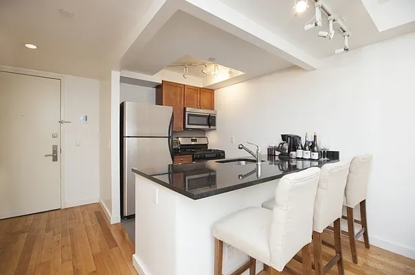 Rented by REAL New York | media 50