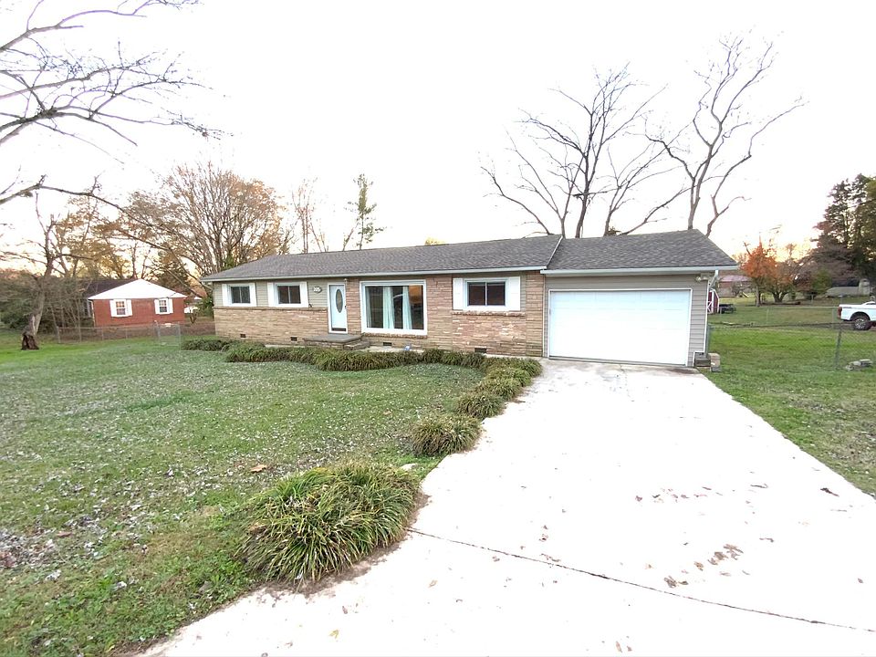 1st image of 205 Meadowview Dr