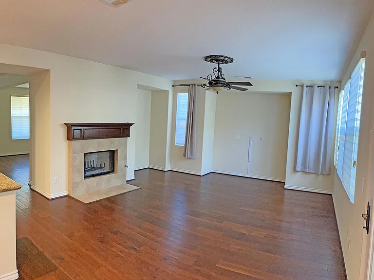 15768 Paseo Del Sur — Photo 3