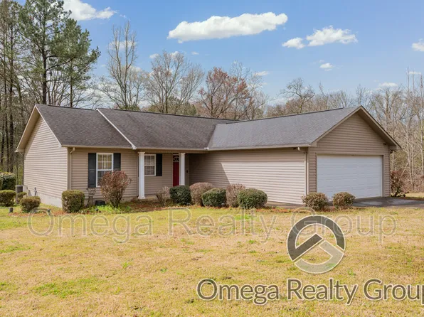 288 Bernard Couch Dr, Anniston, AL 36207