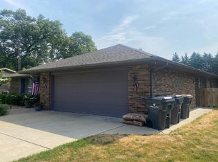 2835 Lincoln Ave, Saint Joseph, MI 49085