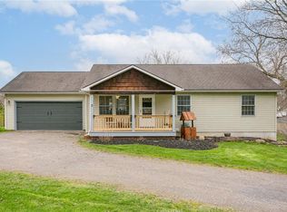 2 Patterson Rd, Newark, NY 14513