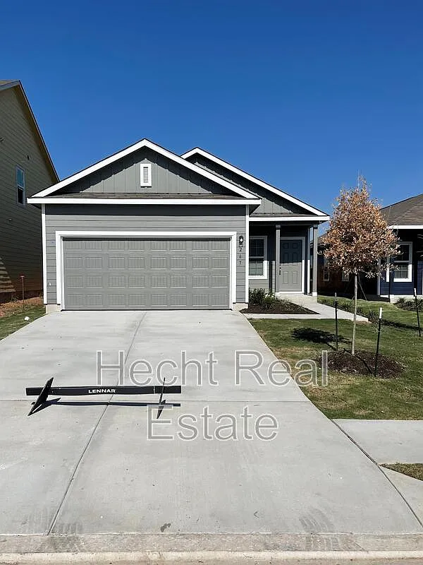 4 bed, 2.0 bath, 1627 sqft, $1,700 — Photo 1