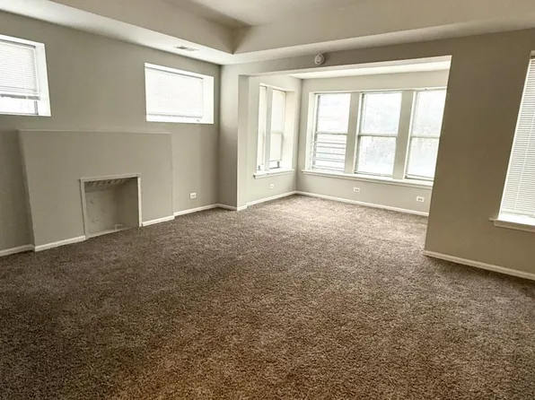 6143 S Woodlawn Ave #1, Chicago, IL 60637