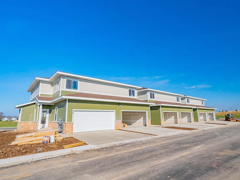The Townhomes at Hartung Fields — Photo 14
