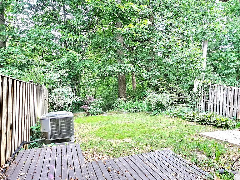 8729 Sheridan Farms Ct — Photo 49