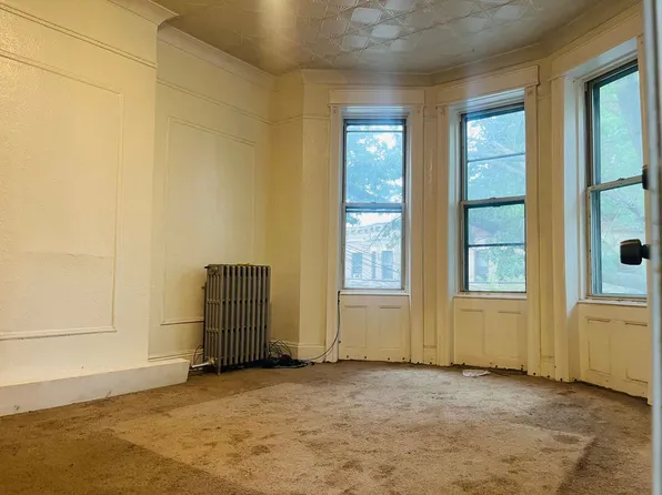 220 Grant Ave Floor 2, Brooklyn, NY 11208