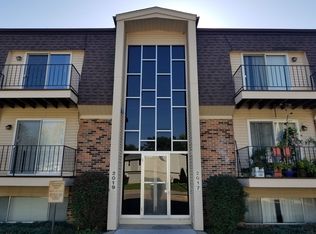 2017-19 Benson Gardens Blvd #6, Omaha, NE 68134