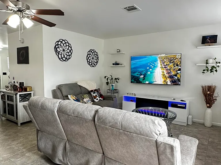 2105 Wharf Ln — Photo 12