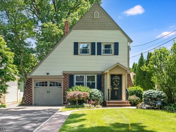 60 Lyall Rd, Clifton City, NJ 07012